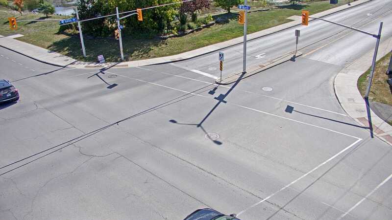 Traffic camera image at 2025-09-14 18:20:36