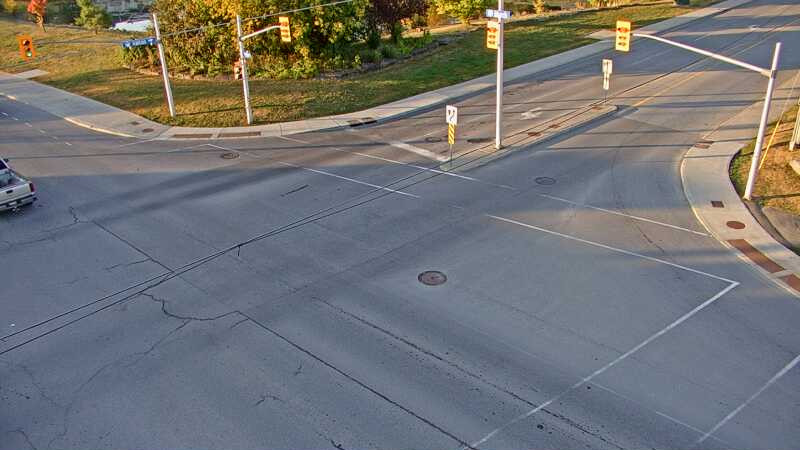 Traffic camera image at 2025-09-18 11:25:37