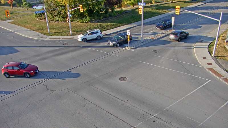 Traffic camera image at 2025-09-18 12:00:38