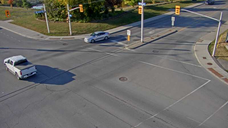Traffic camera image at 2025-09-18 12:30:38