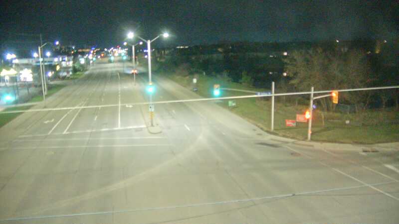 Traffic camera image at 2025-04-25 08:00:20