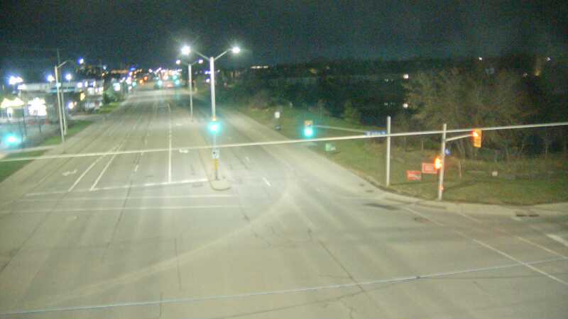 Traffic camera image at 2025-04-25 08:30:39