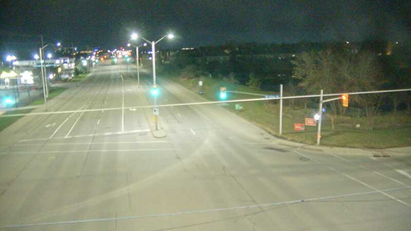 Traffic camera image at 2025-04-25 08:36:18
