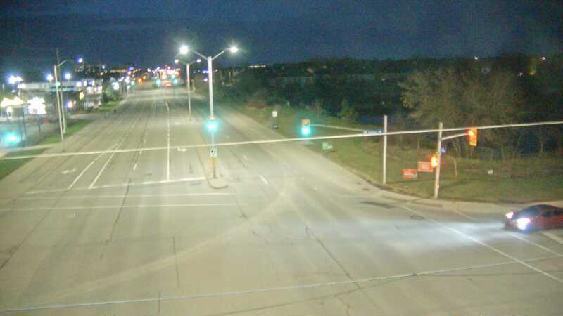 Traffic camera image at 2025-04-25 09:10:33