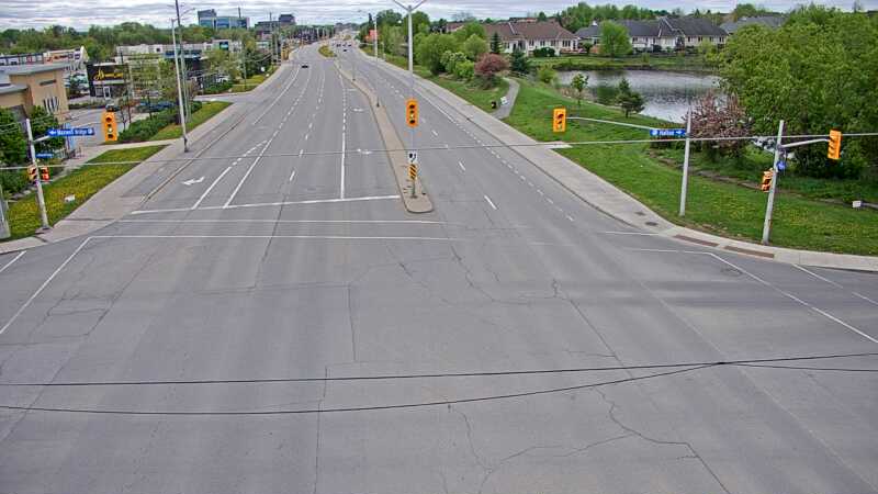 Traffic camera image at 2025-05-20 14:39:37