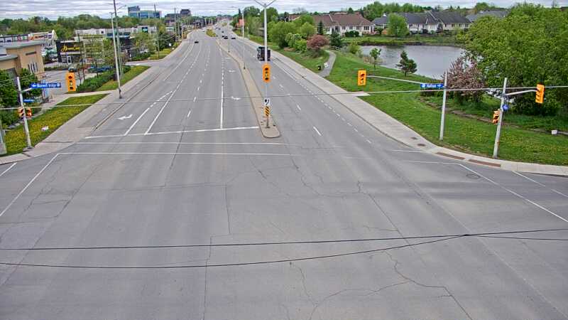 Traffic camera image at 2025-05-20 14:55:52