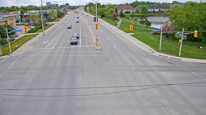 Traffic camera image at 2025-05-20 15:00:27