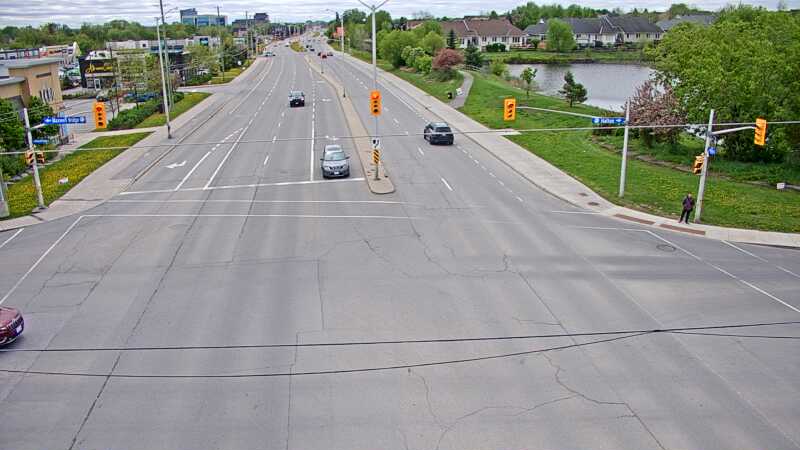 Traffic camera image at 2025-05-20 15:05:30