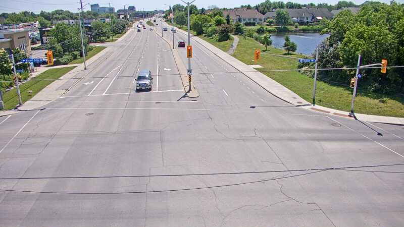 Traffic camera image at 2025-06-30 16:37:30