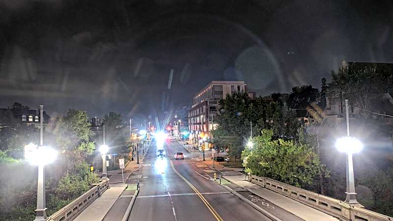 Traffic camera image at 2025-07-07 02:51:46