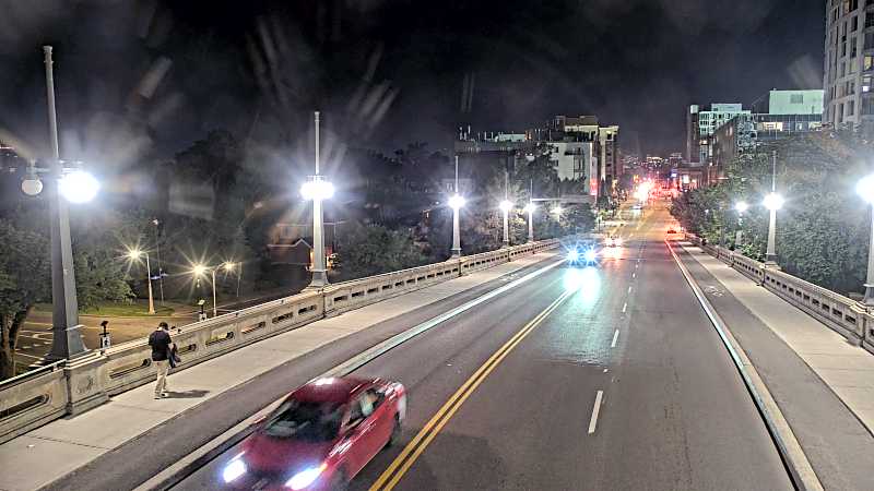 Traffic camera image at 2025-07-12 04:10:07