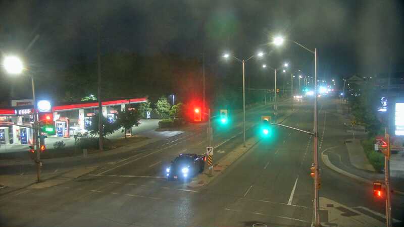 Traffic camera image at 2025-08-04 01:10:32