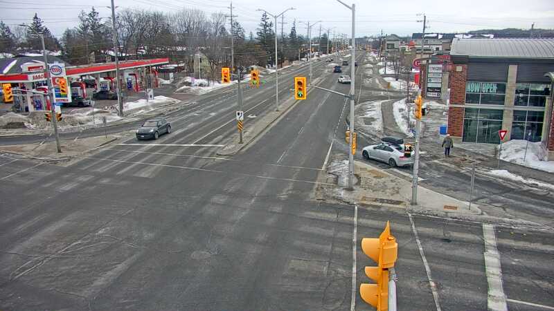 Traffic camera image at 2025-03-09 13:30:24