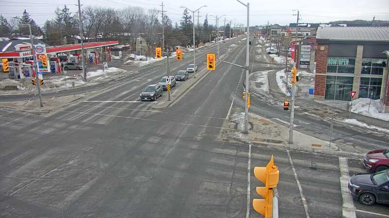 Traffic camera image at 2025-03-09 13:37:02