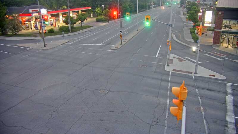 Traffic camera image at 2025-06-06 09:05:53