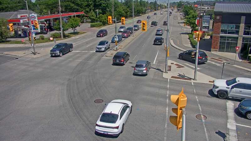 Traffic camera image at 2025-06-30 17:25:52