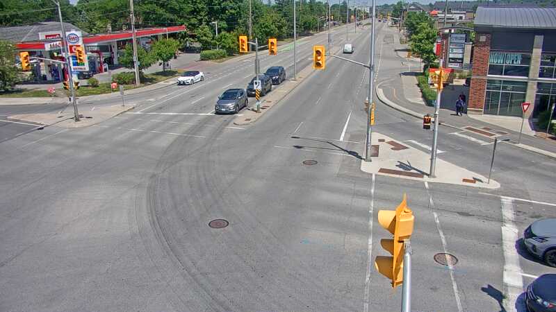 Traffic camera image at 2025-06-30 17:37:09
