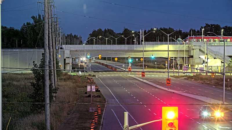 Traffic camera image at 2025-08-25 00:20:32