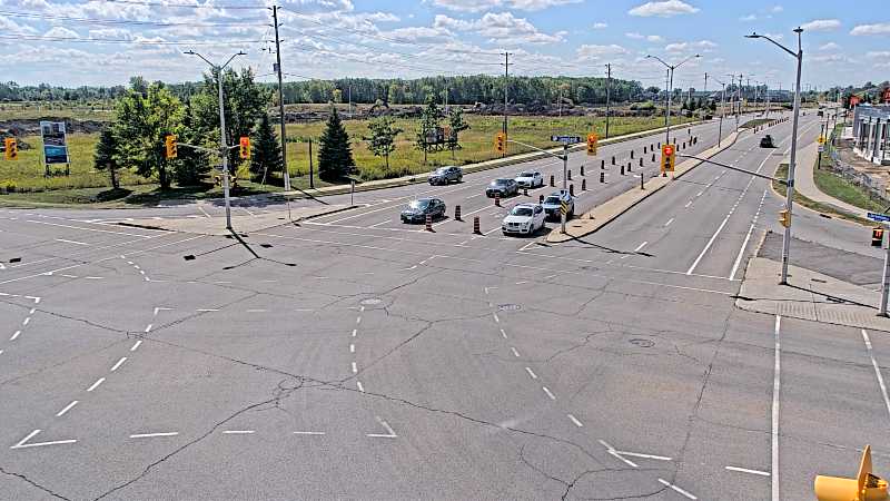 Traffic camera image at 2025-09-14 17:35:36