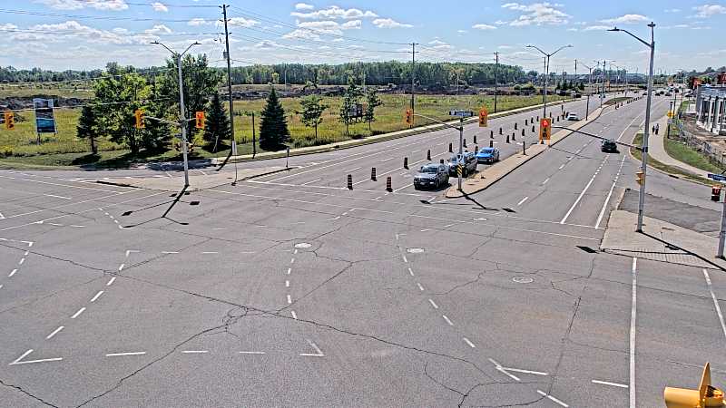 Traffic camera image at 2025-09-14 18:25:37