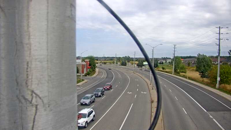 Traffic camera image at 2025-09-13 18:35:37