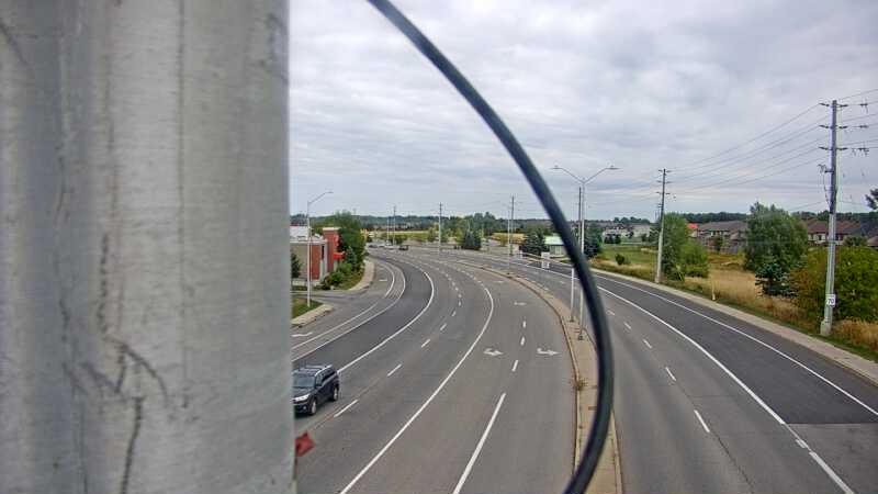 Traffic camera image at 2025-09-13 19:05:35