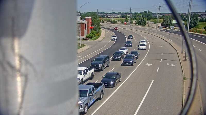 Traffic camera image at 2025-06-30 18:05:40