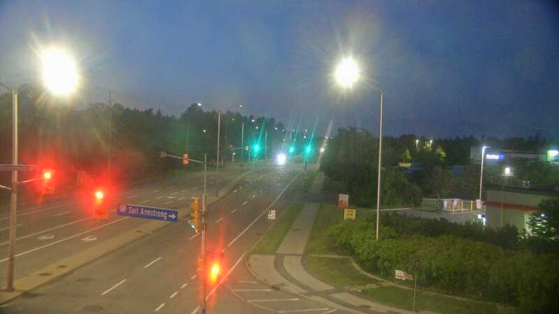 Traffic camera image at 2025-07-04 01:40:44