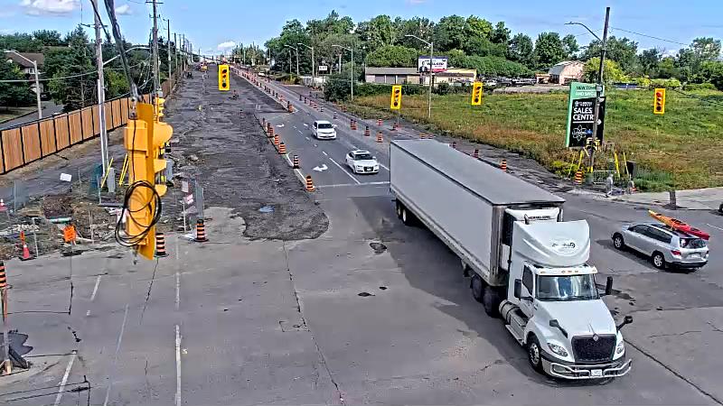 Traffic camera image at 2025-08-24 15:05:31
