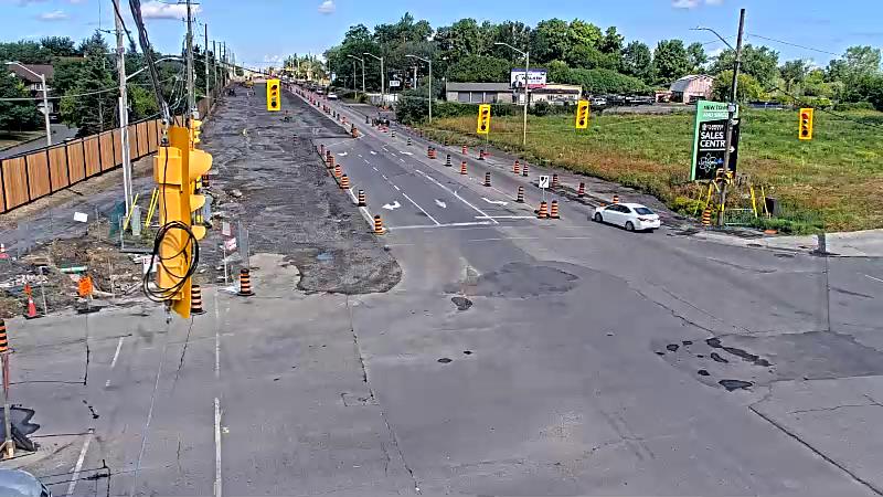 Traffic camera image at 2025-08-24 15:10:34