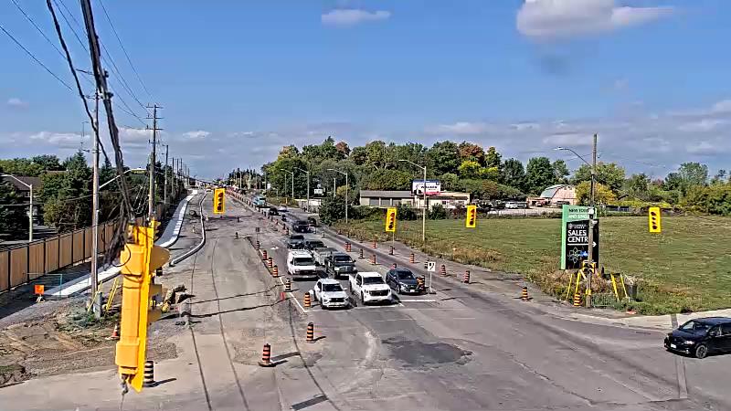 Traffic camera image at 2025-09-18 18:35:38