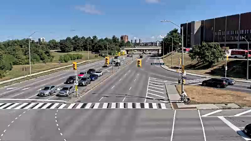 Traffic camera image at 2025-08-24 14:40:36