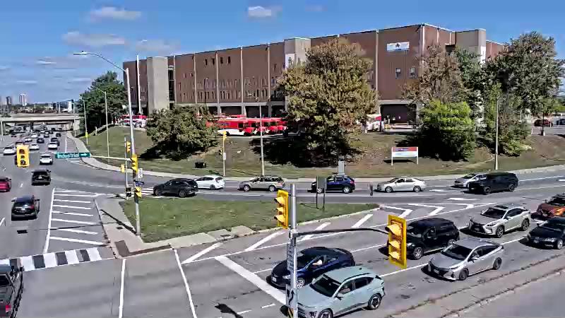 Traffic camera image at 2025-09-14 17:25:34