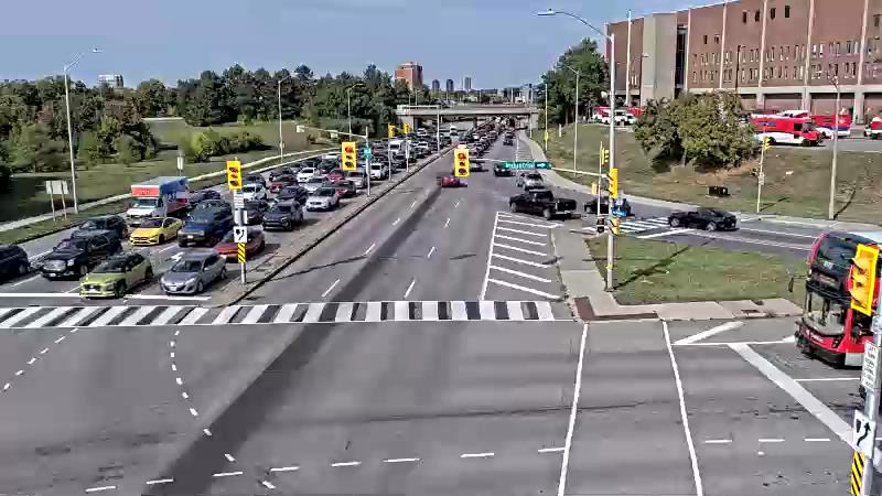 Traffic camera image at 2025-09-17 19:30:36