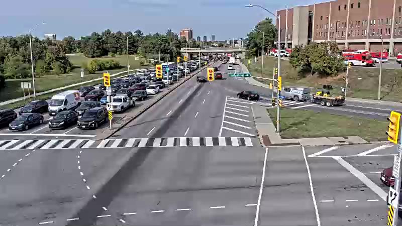 Traffic camera image at 2025-09-17 19:40:30