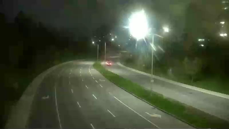 Traffic camera image at 2025-05-09 06:05:26