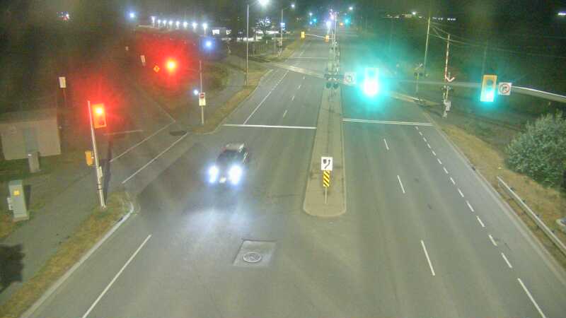 Traffic camera image at 2025-08-25 04:05:35