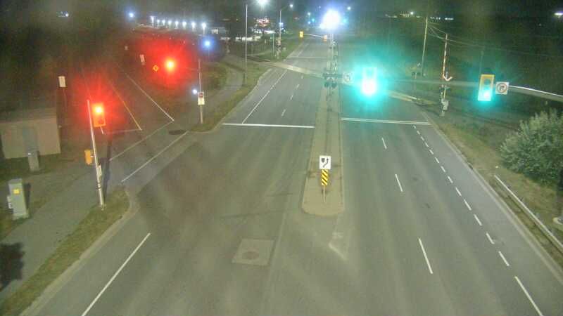 Traffic camera image at 2025-09-18 00:25:35