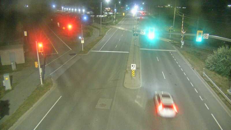 Traffic camera image at 2025-09-18 01:30:34