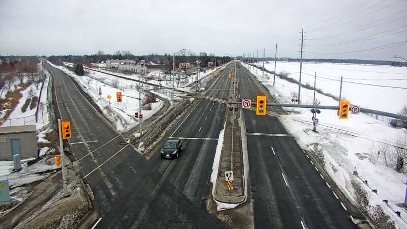 Traffic camera image at 2025-03-09 14:00:46