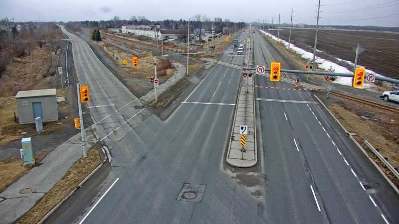 Traffic camera image at 2025-03-25 15:05:26