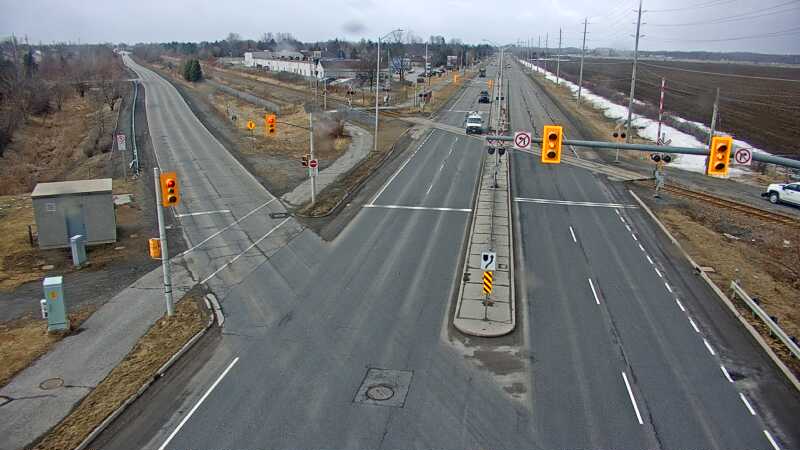 Traffic camera image at 2025-03-25 15:25:27
