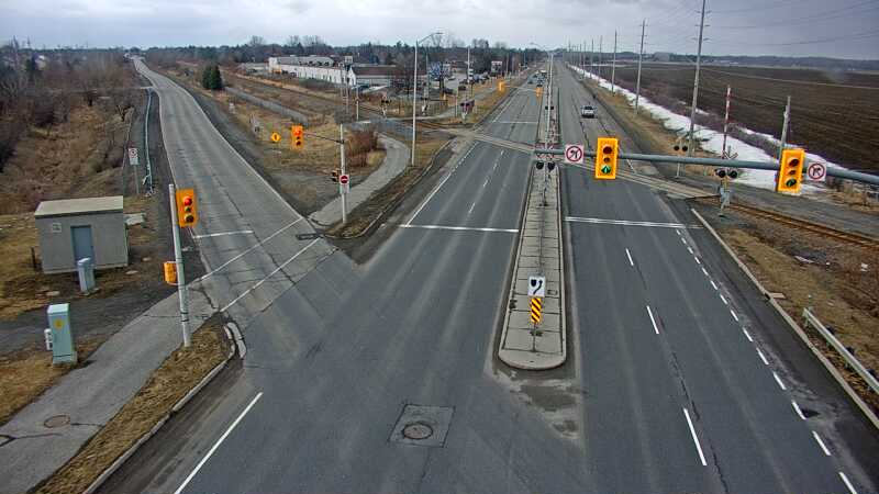 Traffic camera image at 2025-03-25 15:45:36