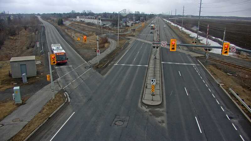 Traffic camera image at 2025-03-25 15:55:29
