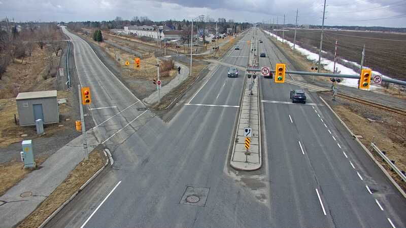 Traffic camera image at 2025-03-25 16:25:35