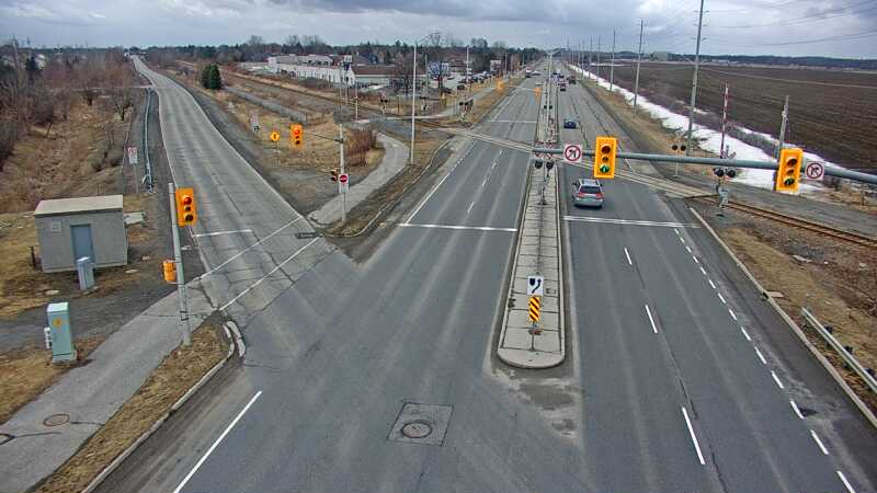 Traffic camera image at 2025-03-25 16:30:45