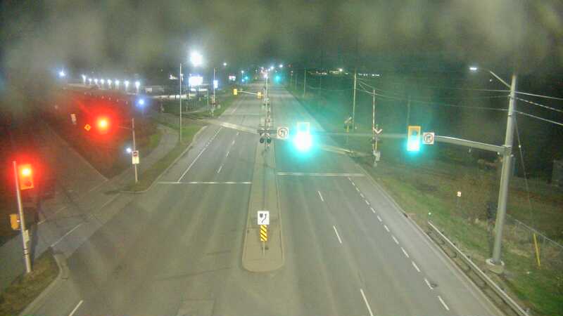 Traffic camera image at 2025-05-09 05:55:25