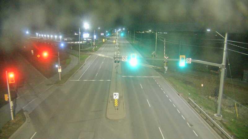 Traffic camera image at 2025-05-09 06:30:25
