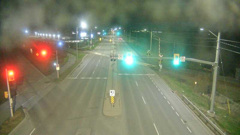 Traffic camera image at 2025-05-09 06:40:25