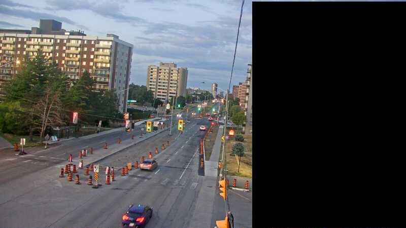 Traffic camera image at 2025-08-25 00:05:42